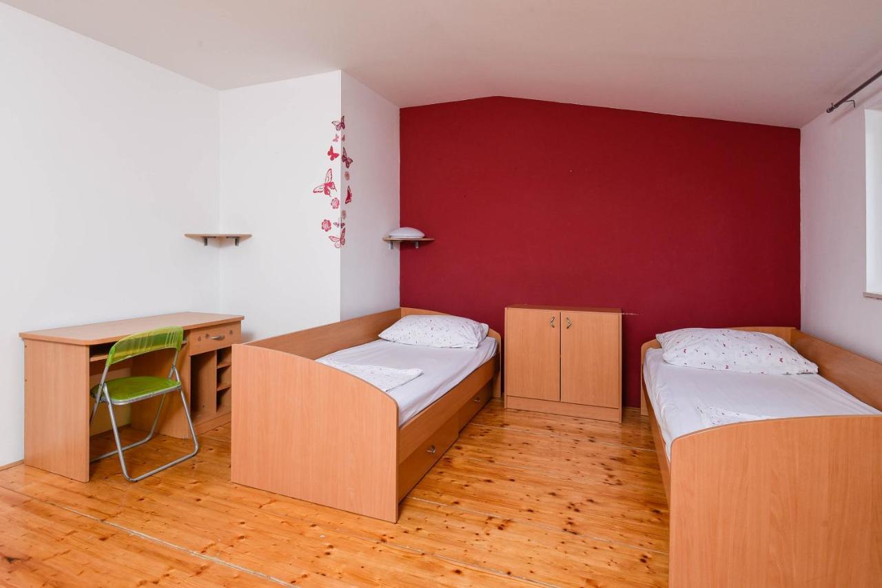 Apartments Karla Orebić Eksteriør bilde