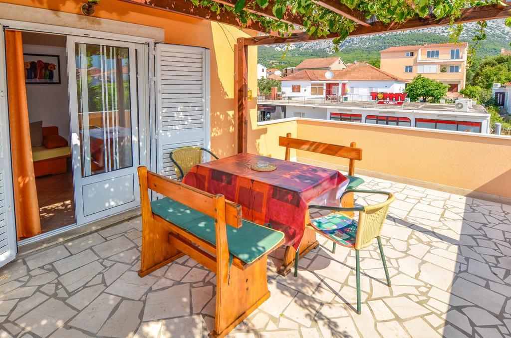 Apartments Karla Orebić Rom bilde