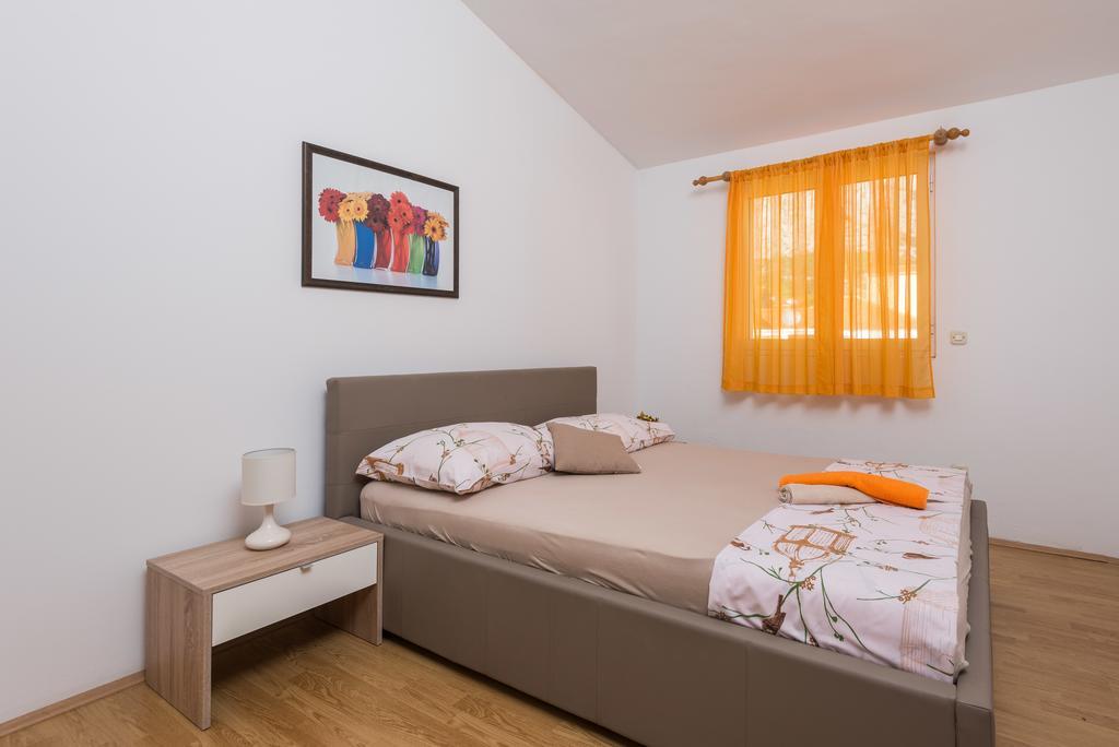 Apartments Karla Orebić Eksteriør bilde